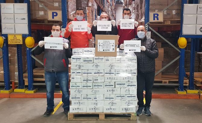 Koronavirüs Mücadelesinde Terra İlaç Sağlık Çalışanlarının Yanında!